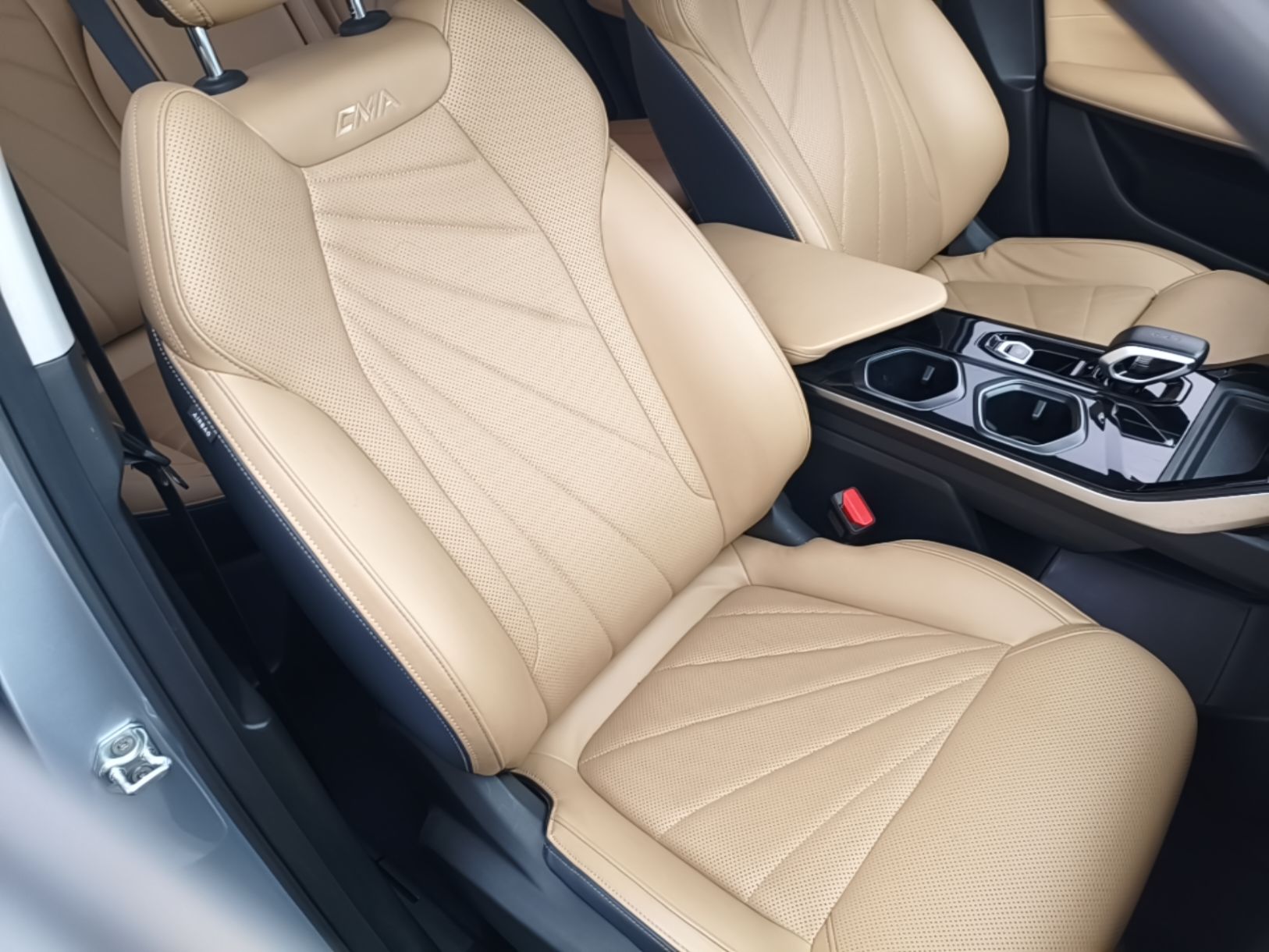 Geely Auto FX11 2023 2.0TD DCT Flagship Version — снимка 19