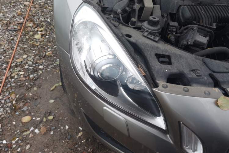 Used Volvo S60 2013 T5 Comfort Edition Right Front Headlight
