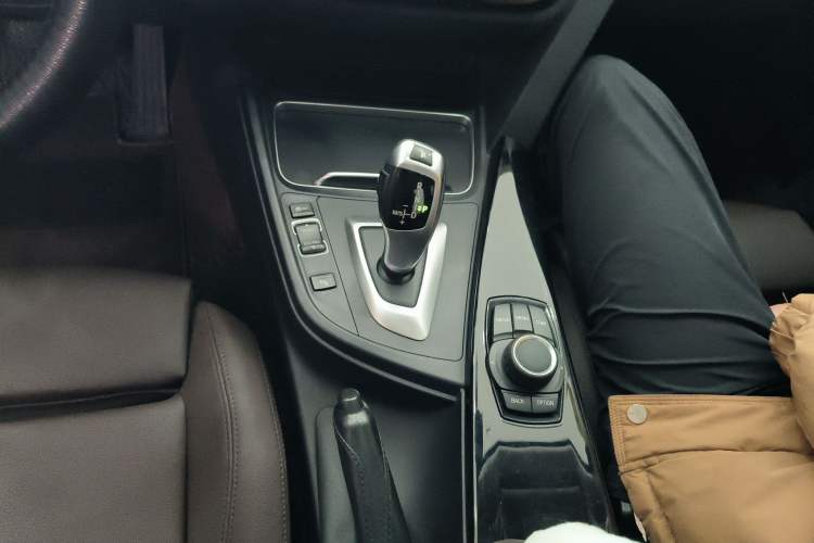 Used BMW 3 Series 2018 320Li Fashion Model
