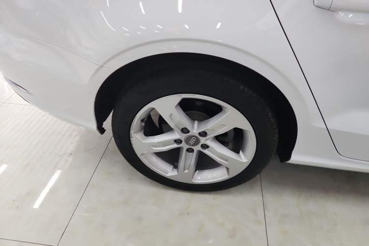 Used Audi A3 2020 Restyled Limousine 35 TFSI Ambition Version China VI
