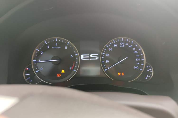 Used Lexus ES 2015 200 Elite Edition