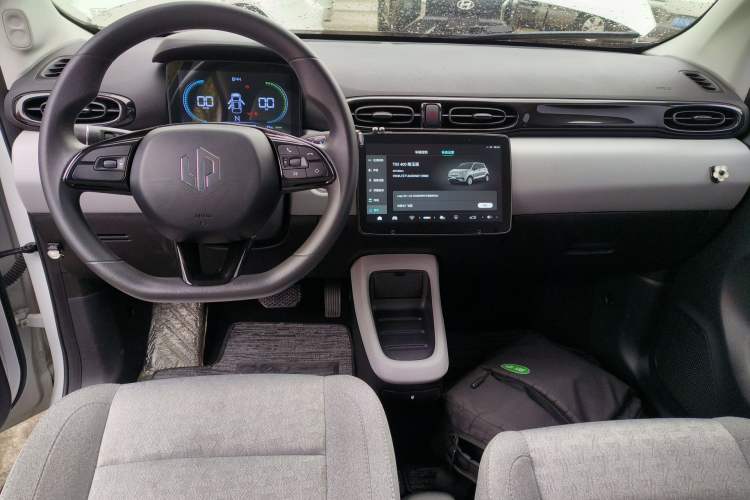 Used Leapmotor T03 2022 Hometown Jade Edition Center Console