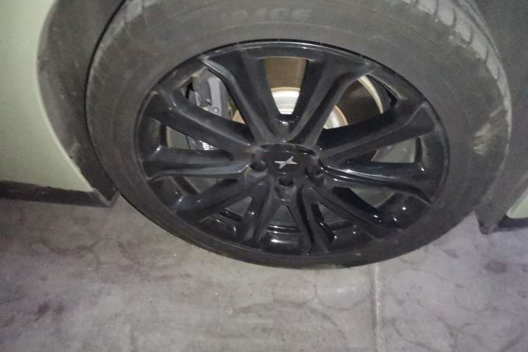 Used XPeng P7 2020 562E Performance Edition Right Front Wheel Hub