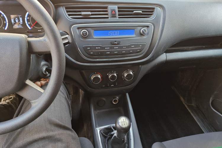 Used Chana Ounuo S 2019 1.5L Ouno S Standard Model China VI JL473QG