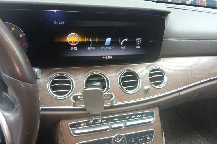 Used Mercedes-Benz E-Class 2020 E 300 L Luxury Model Audio And AC Panel