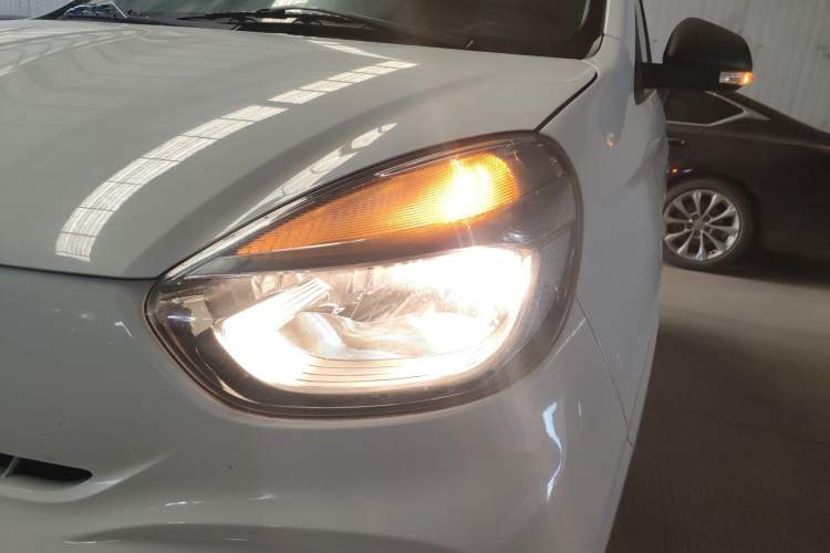 Used Roewe Clever 2021 302km Excellence Edition
