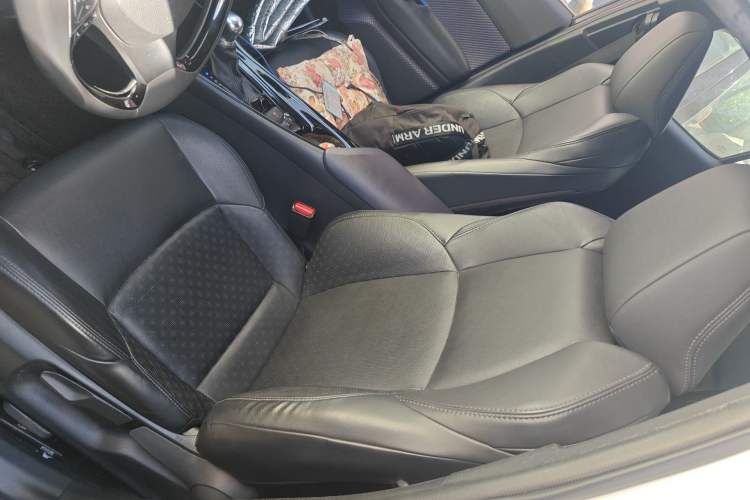 Used Toyota IZOA 2018 2.0L Yichi Version China VI Standard Left Front Seat