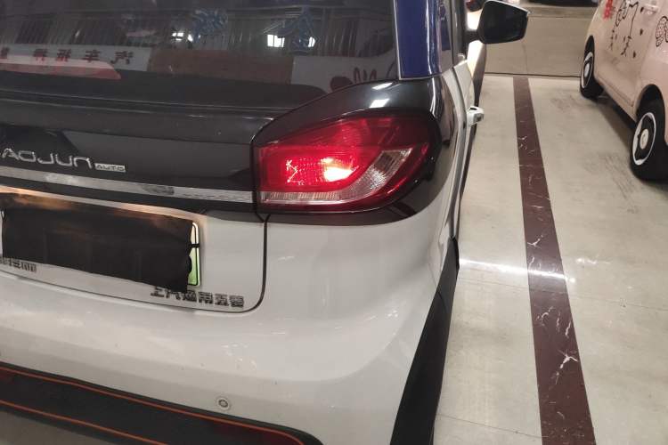 Used Baojun E100 2019 250KM Smart Drive Edition Exterior 3