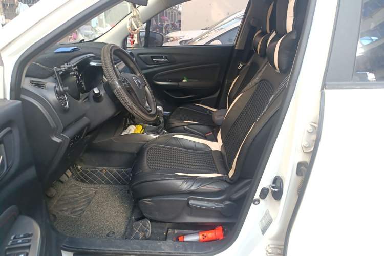 Used Changan CS15 2016 1.5L Manual Fashion Edition