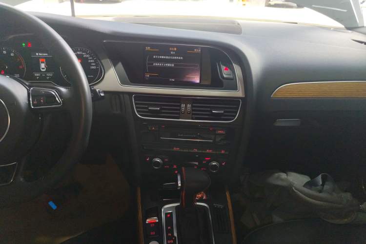 Used Audi A4L 2016 35 TFSI Collection Edition S line Luxury Model
