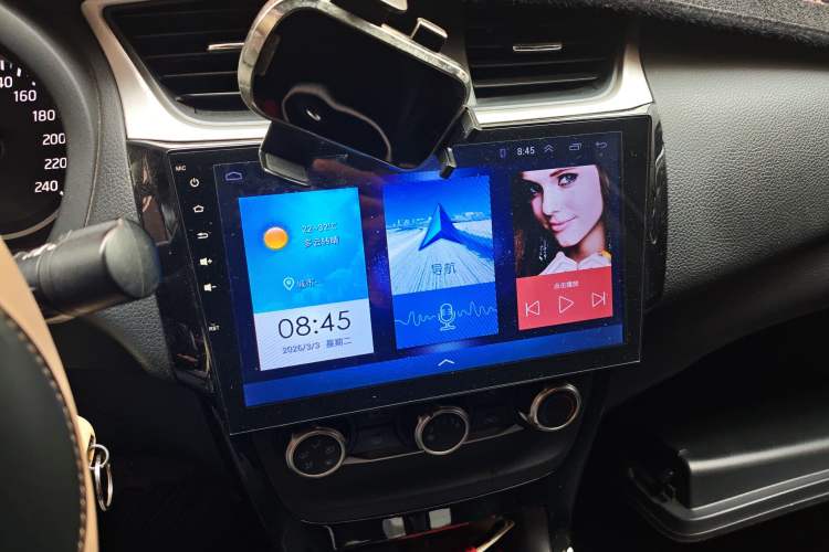 Used Nissan Sylphy 2016 1.6 XL CVT Luxury Edition Audio And AC Panel