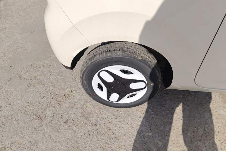 Used Geely Galaxy Panda 2025 210 km – Yuanqi Bear Exterior 8