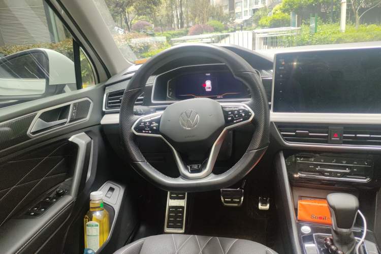 Used Volkswagen Tiguan L 2022 330TSI Automatic Two-Wheel Drive R-Line Enhanced Edition Steering Wheel