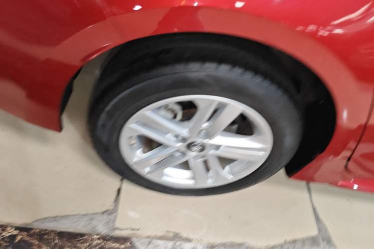 Used Toyota Levin 2021 185T CVT Luxury Edition Right Rear Wheel Hub