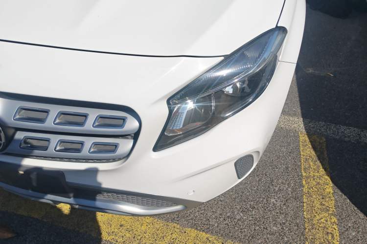 Used Mercedes-Benz GLA 2017 GLA 200 Sport Edition Left Front Headlight
