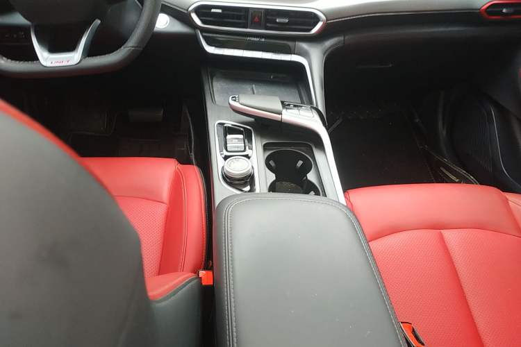 Used Changan UNI-T 2020 1.5T Flagship Version
