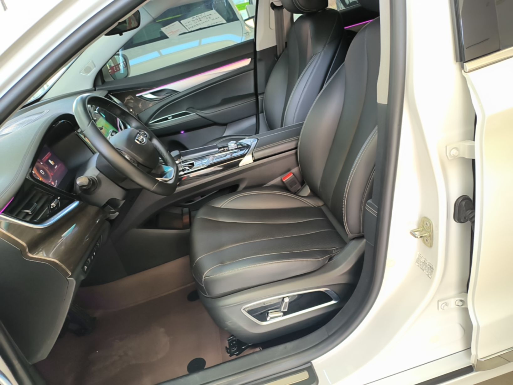 Geely Auto Emgrand GT 2021 1.8T Flagship Edition+ — снимка 17