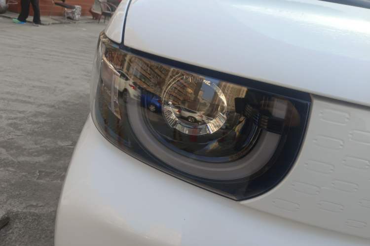 Used Chery QQ Ice Cream 2022 170km Sundae Phosphate Lithium-Ion