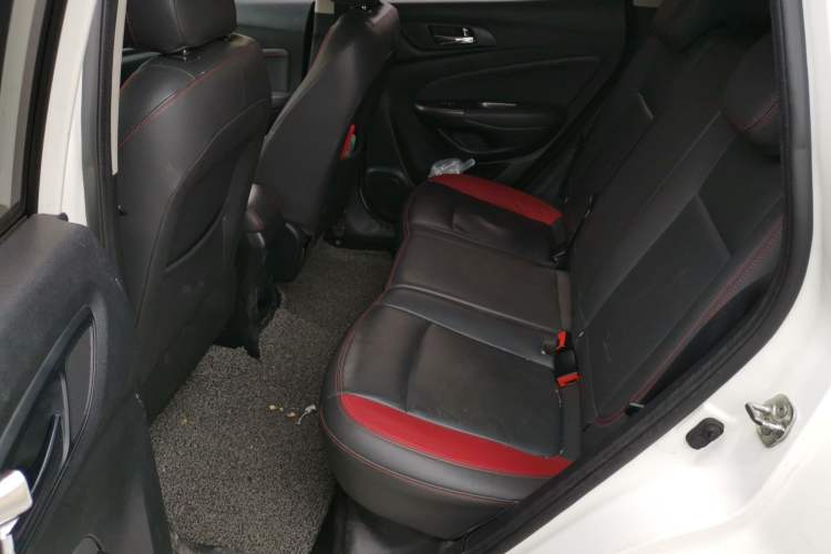 Used CHANGAN CS15 2016 1.5L Automatic Fashion Edition