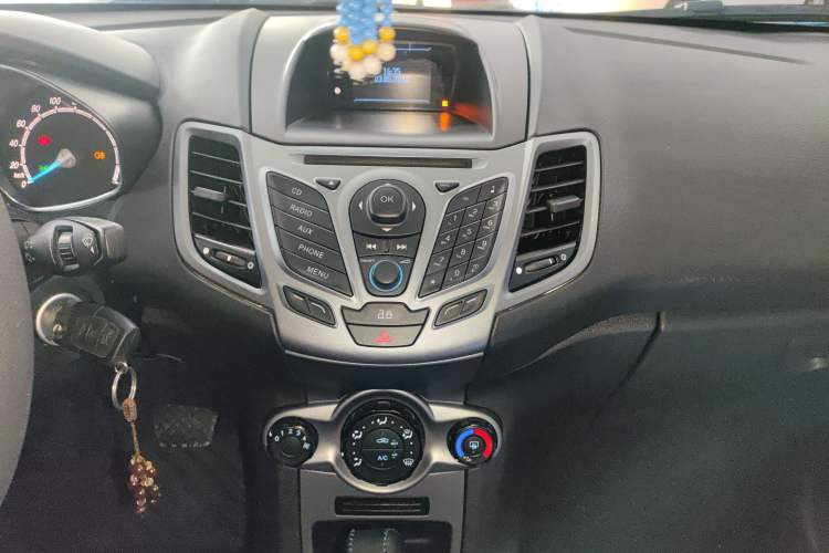 Used Ford Fiesta 2013 Hatchback 1.5L Automatic Fashion Edition Audio And AC Panel