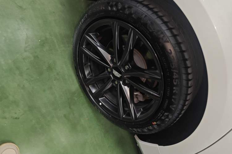 Used Cadillac CT4 2023 25T Luxury Model
