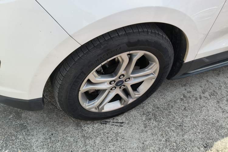 Used Ford Edge 2018 EcoBoost 245 Two-Wheel-Drive Titanium 7-Seater China V Standard
