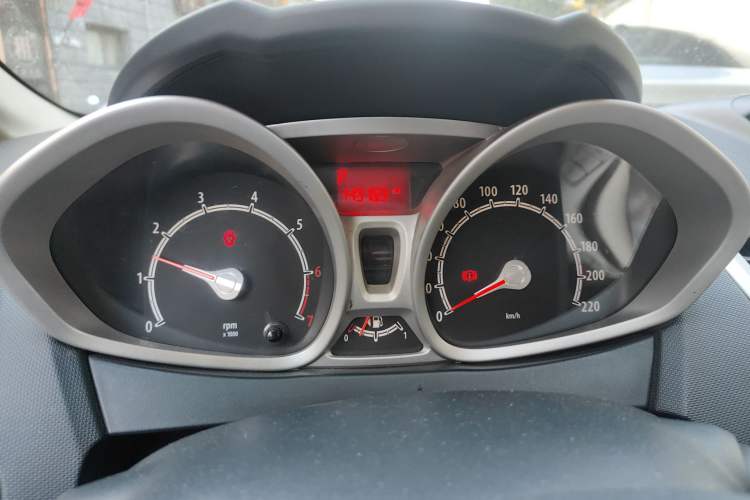 Used Ford Fiesta 2011 Hatchback 1.5L Automatic Fashion Edition
