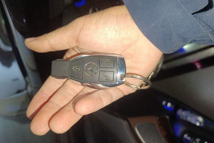 Used Mercedes-Benz S-Class 2017 S 320 L Business Model
