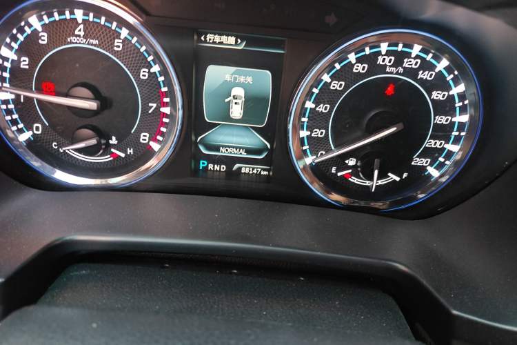 Used CHANGAN CS95 2017 2.0T Two-Wheel Drive Zhiyuan Edition
