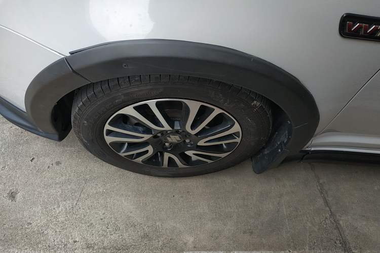 Used Suzuki Swift 2015 1.5L Automatic Limited Edition
