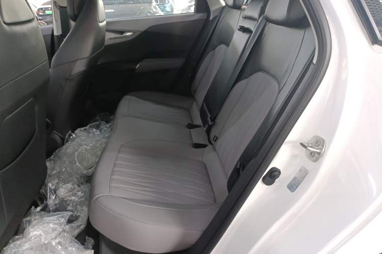 Used CHANGAN Eado PHEV 2025 Smart New Blue Whale 145KM Battleship Edition Left Rear Seat