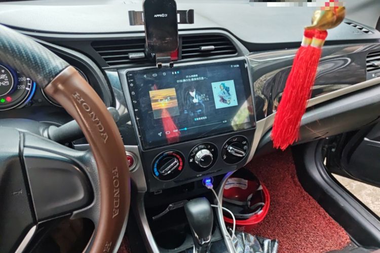 Used Honda Crider 2013 1.8L automatic luxury edition