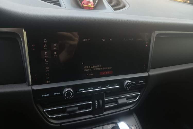 Used Porsche Macan 2020 Macan 2.0T
