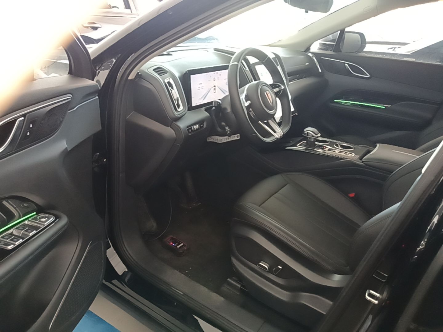 Hongqi HS3 PHEV 2024 PHEV 115km Jingwei Edition — снимка 18