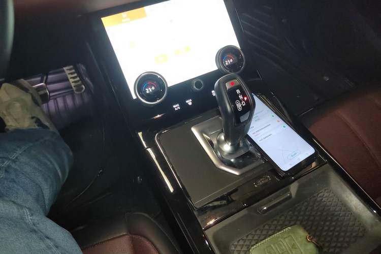 Used Land Rover Range Evoque 2021 Range Rover Velar L 249PS R-Dynamic First Edition