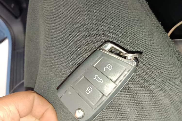 Used Volkswagen Tharu 2025 NewRui 300TSI Prestige Edition Vehicle Key