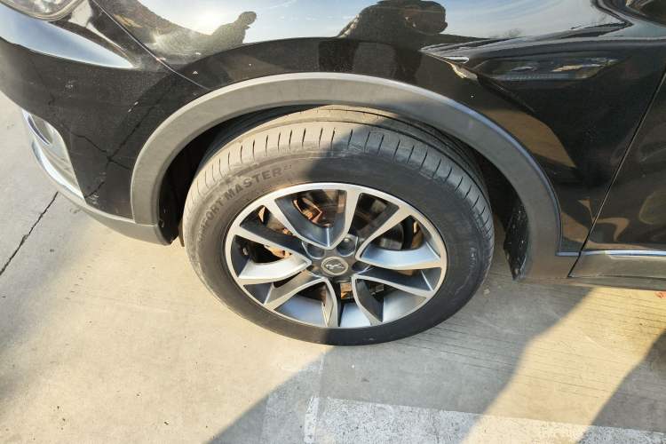 Used Hanteng X5 2018 1.5T CVT Elite Edition
