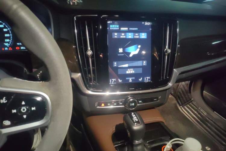 Used Volvo S90 2018 T5 Zhiyuan Edition