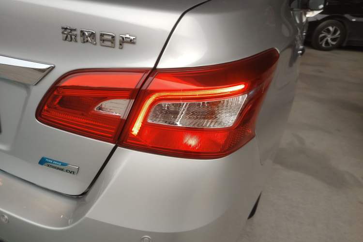 Used Nissan Sylphy 2018 1.6XV CVT Deluxe Edition Right Rear Taillight