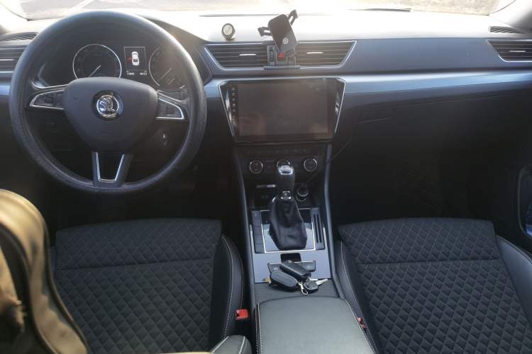 Used Skoda Superb 2016 TSI280 DSG Innovation Edition
