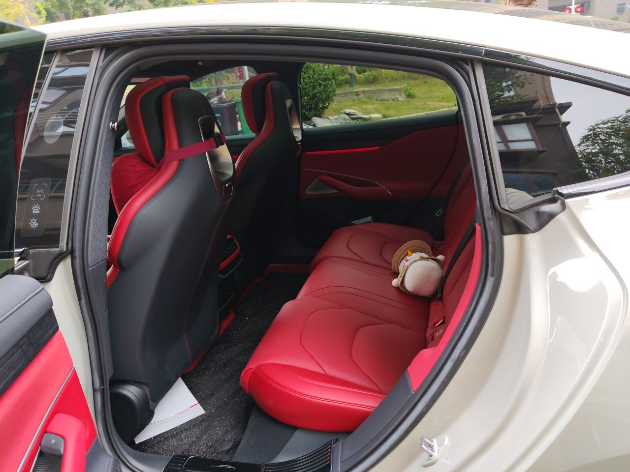 Xiaomi Auto SU7 2024 Rear-Drive Long-Range Intelligent Driving Version — снимка 17