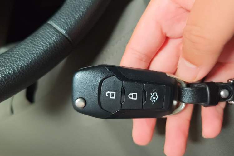 Used Ford Escort 2015 1.5L Automatic Comfort Edition
