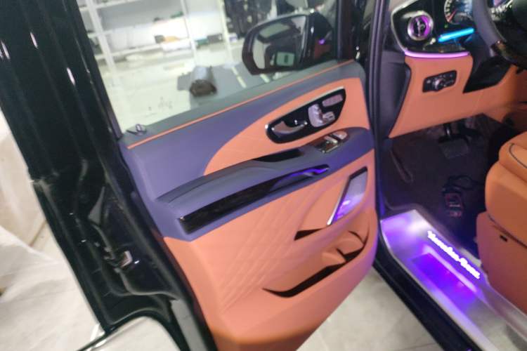 Used Mercedes-Benz Vito 2024 2.0T Elite Version 7 Seats