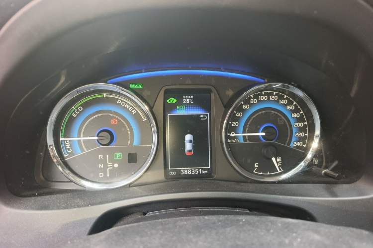 Used Toyota Corolla 2018 Dual-Engine 1.8L E-CVT Smart Edition
