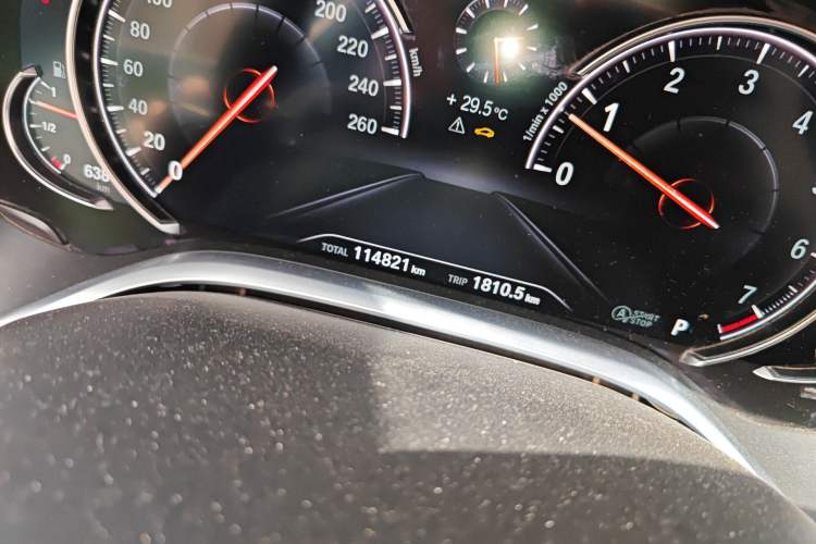 Used BMW 7 Series 2018 730Li Leading Model M Sport Package Odometer Close Up