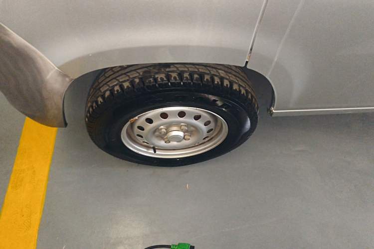 Used Wuling Zhiguang 2020 1.2L Van Utility Model China VI Emission Standard 2 Seats LSI
