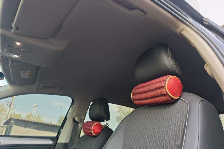 Used Volkswagen Tiguan L 2019 330TSI Automatic Two-Wheel Drive Luxury Edition China VI Standard