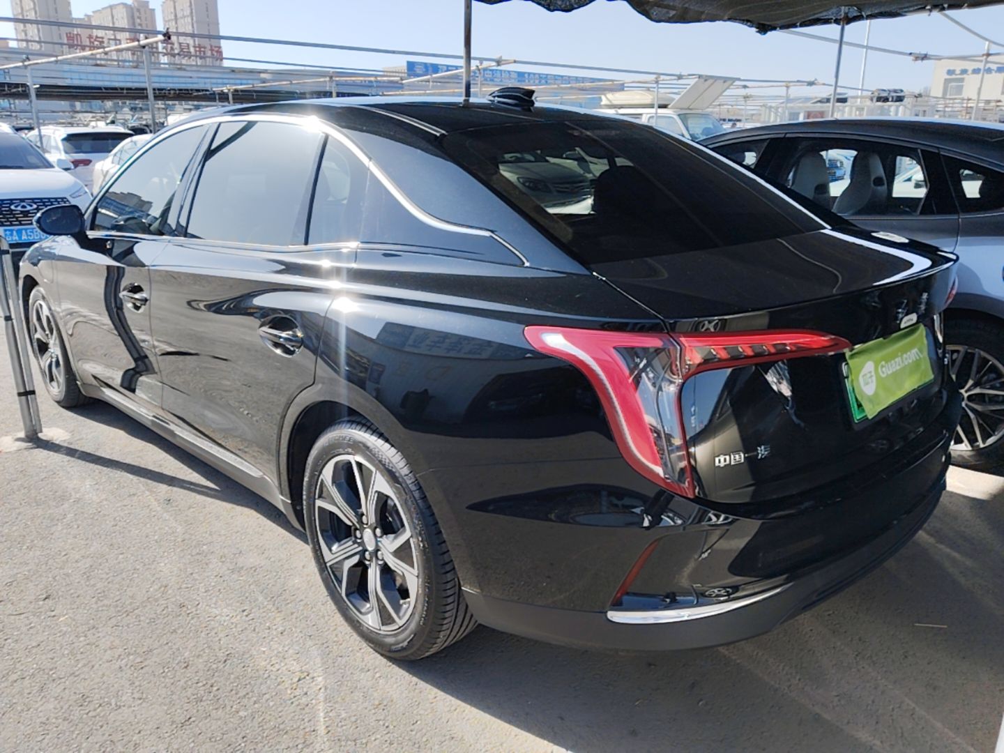 Hongqi E-QM5 2023 Revised Version Basic Travel Edition — снимка 4