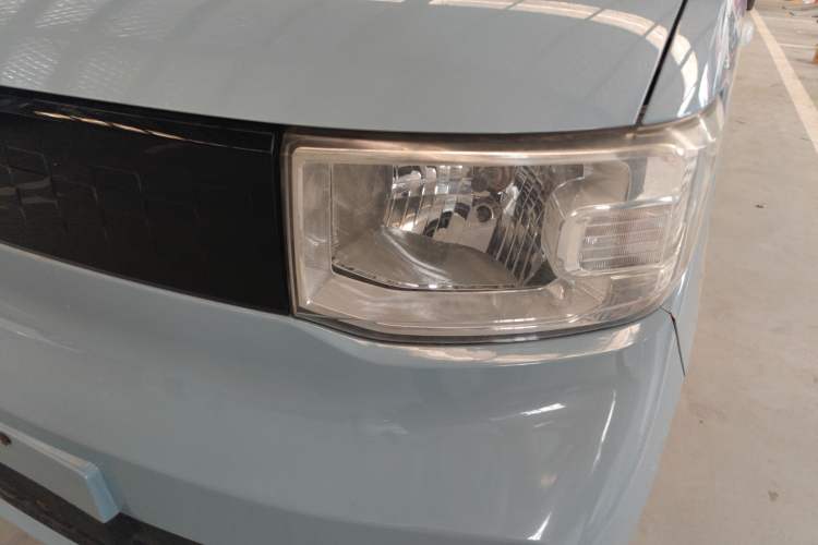Used Wuling Hongguang MINIEV 2020 Freedom Version Lithium Iron Phosphate Left Front Headlight
