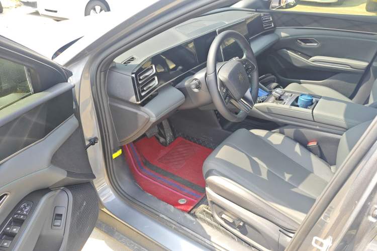 Used BYD Qin L 2024 DM-i 80KM Beyond Model